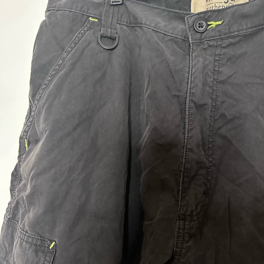 Wrangler Men's Dark Gray Cargo Shorts - Picture 4 of 6